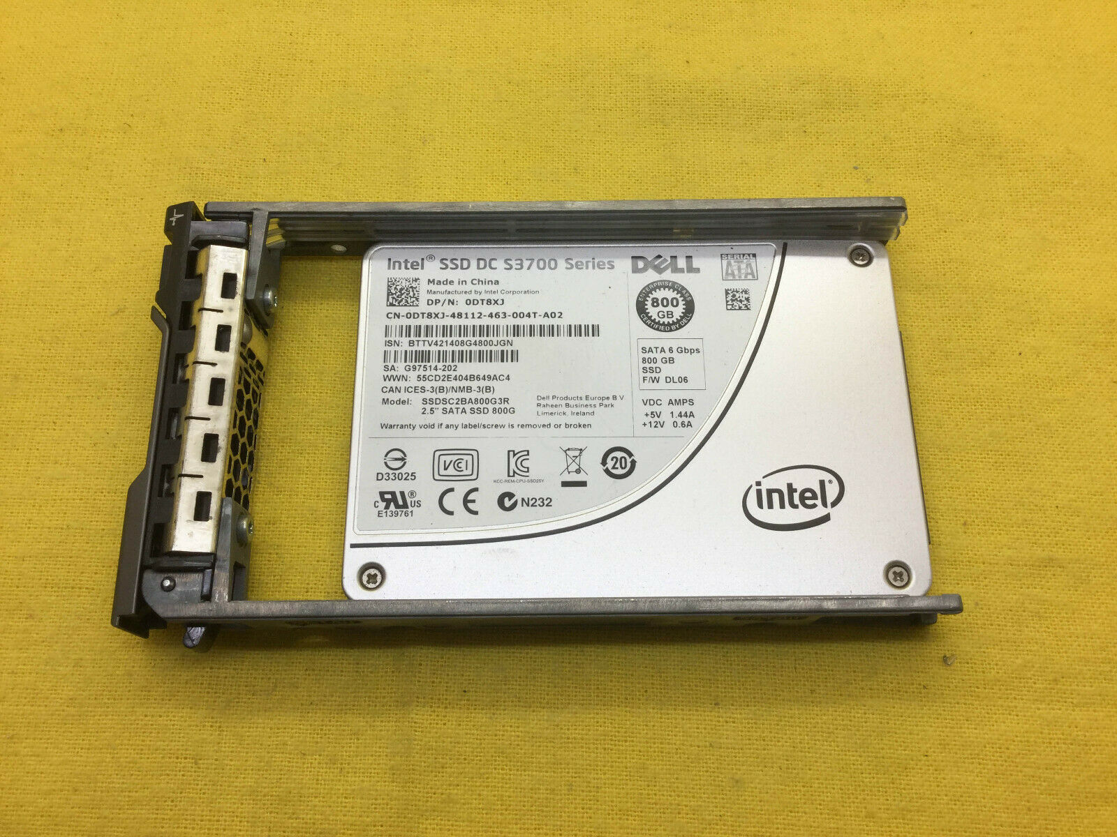 Dell Intel DC S3700 800GB SATA 6Gb/s 2.5" MLC SSD 0DT8XJ  (reacondicionado)