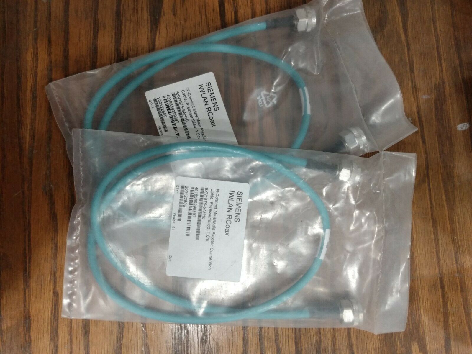 SIEMENS 6XV1875-5AH10 CONNECTION CABLE 1.0M IWLAN R COAX