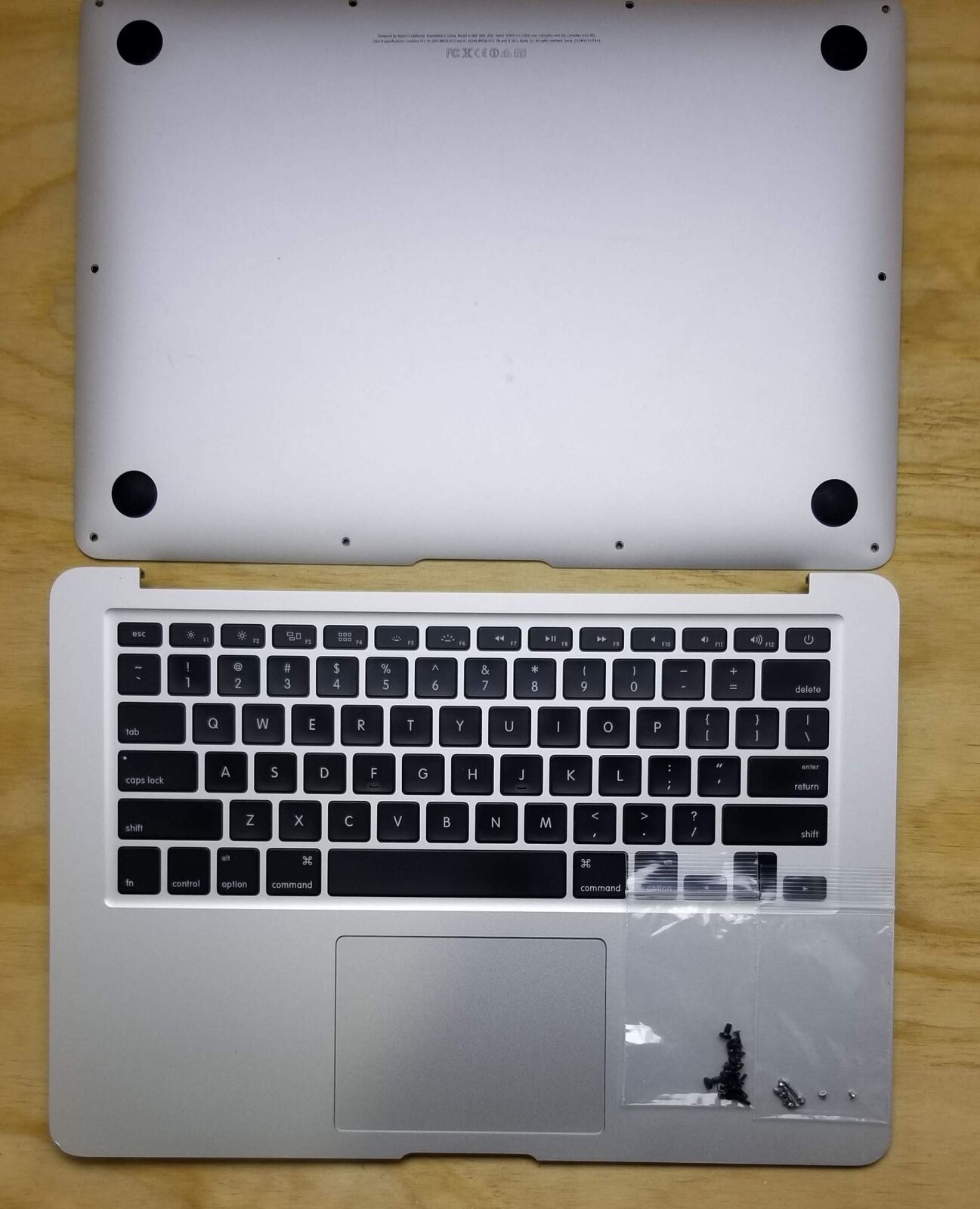Apple MacBook Air 13" A1466 2015 Palmrest Touchpad Keyboard