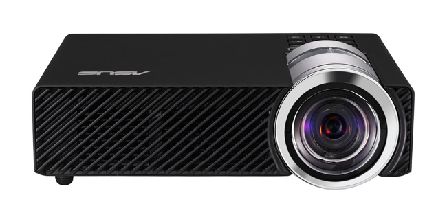ASUS SC B1M PROYECTOR LED 700 LUMENES WXGA 1280x800 51 PULGADAS A 1 MTS VGA/HDMI USB2.0 SD CARD READER ALTAVOZ INTEGRADO ADAPTADOR WIFI