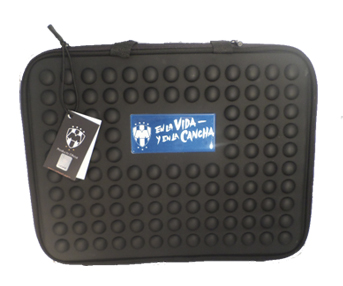 VOLTOCH CA FUNDA ANTIGOLPE P/LAPTOP HASTA 15 RAYADOS OFICIAL NEGRO