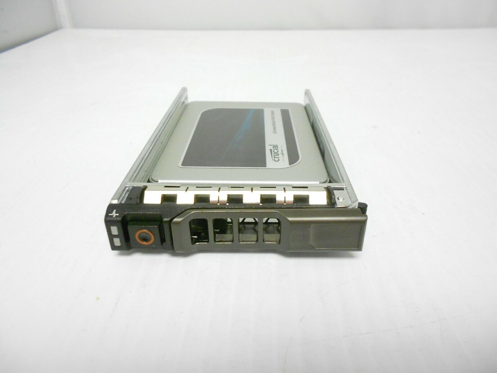 MICRON CRUCIAL MX500 SSD 1TB SATA CON TRAY PARA DELL SERVER R610 R620 R630 R710 R720 R730