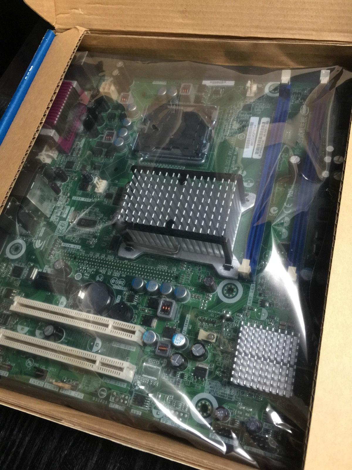 TARJETA MADRE DQ43AP 775 SOPORTA RAM DDR3 1333