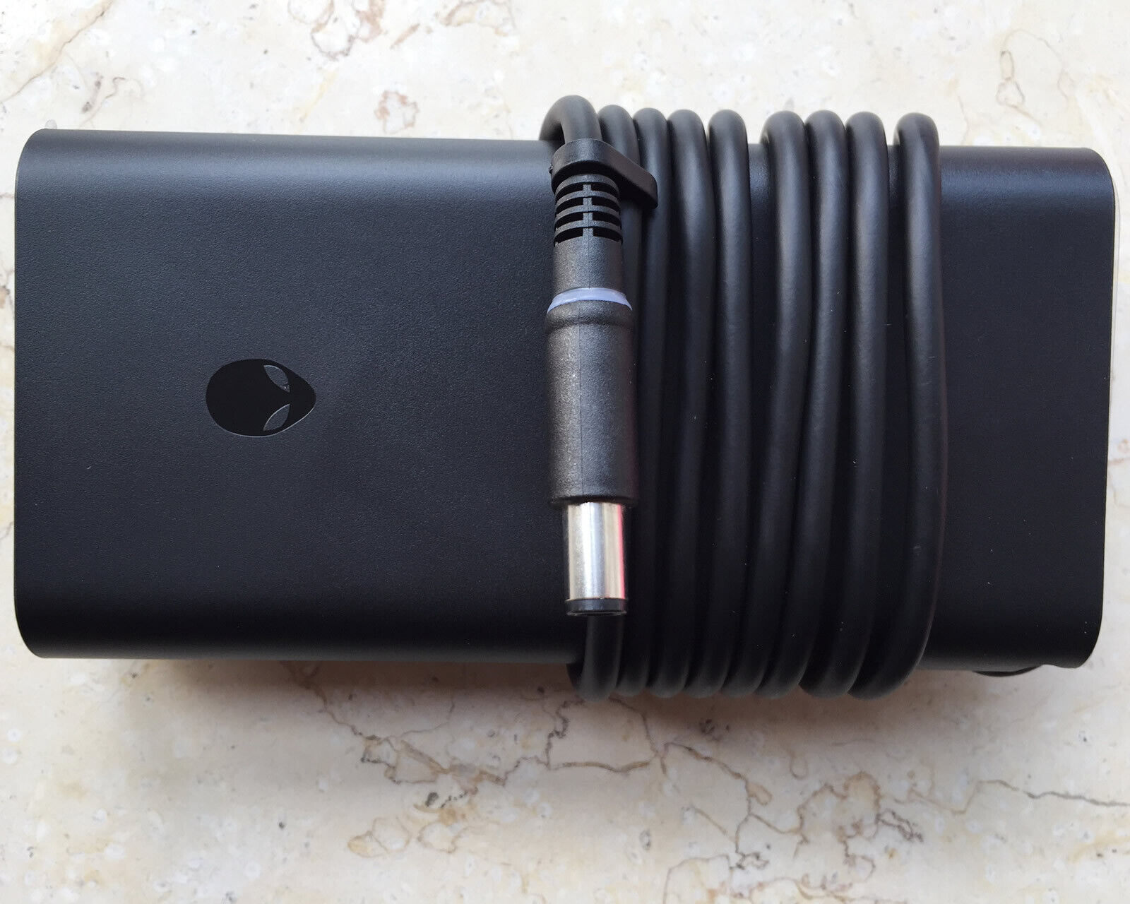 Adaptador original Dell de 240 W para Alienware x15 AWX15R1-7958WHT-PUS LA240PM200