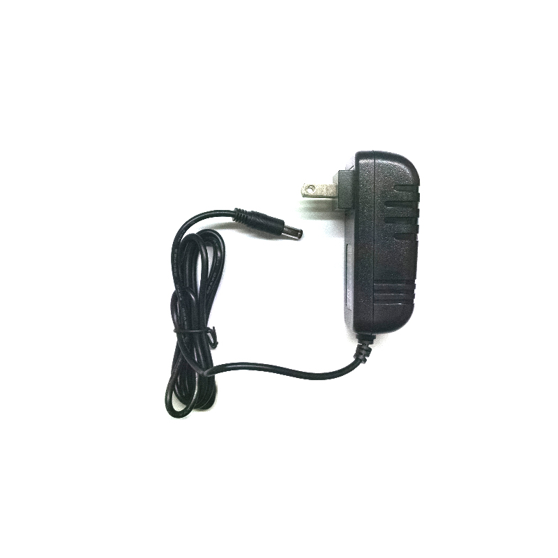 SAXXON PSU1202E / FUENTE DE PODER REGULADA 12V DC / 2 AMPERES PARA CCTV / CABLE 1.2 METROS