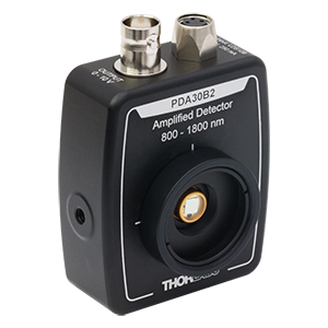 FOTO DETECTOR CON GANANCIA AMPLIFICADA DE GERMANIO PARA LA REGION 800-1800 NM