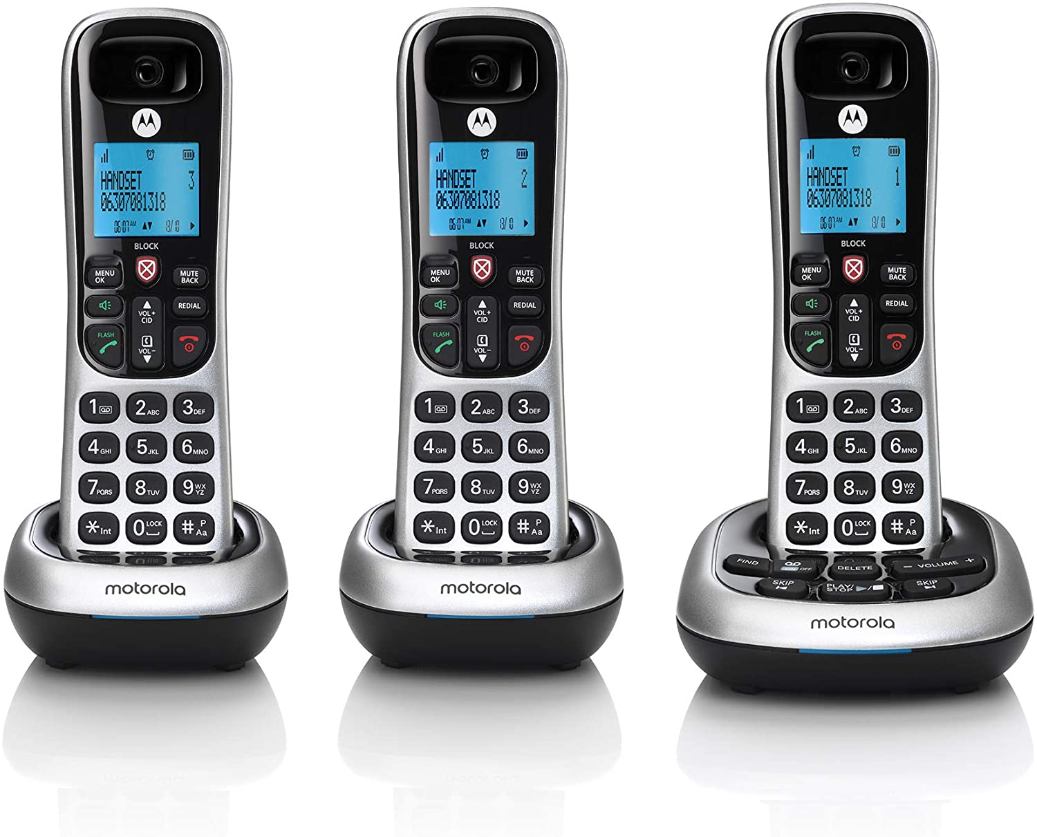 motorola CD4013 Digital Cordless Phone with Answering Machine with 3 Handsets Silver.