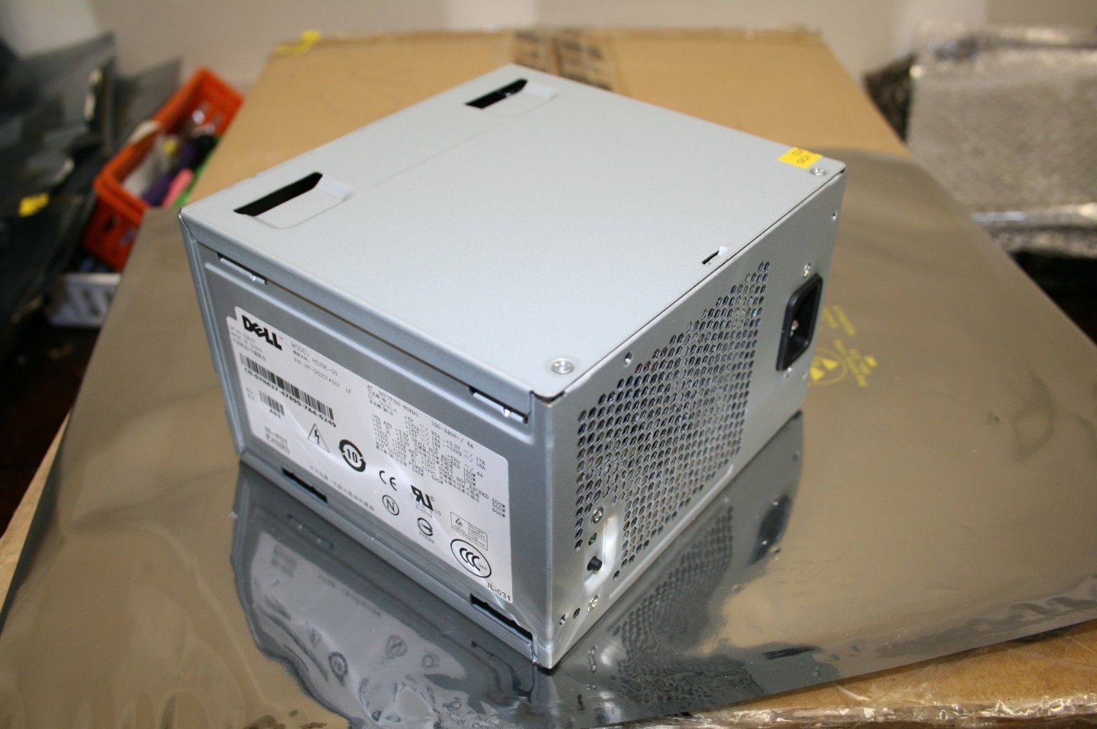 FUENTE DE PODER  525W T3400 390 380 400SC YN637 YY922 H525E-00 N525E-00 (REACONDICIONADA)