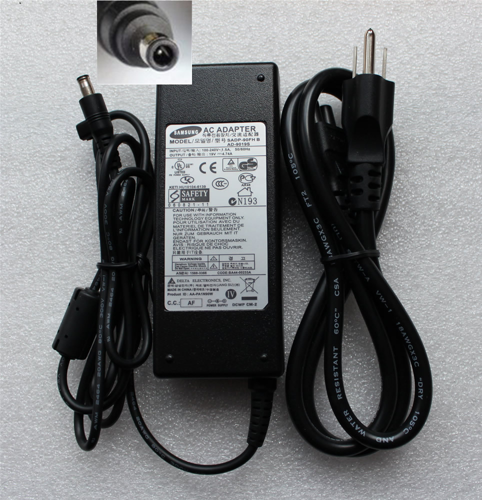 AC Adapter Charger for SAMSUNG NP-R610 NP-R620 NP-R530 90W OEM