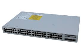Switch Cisco Catalyst - C9200L-48T-4G-A; 48 puertos data only, 4 x 1G, requiere licencia Advantage OBLIGATORIA -no incluida- Smartnet se vende por separado