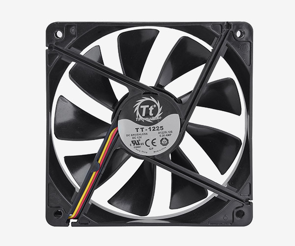 Ventilador THERMALTAKE Pure 12 DC Fan - Ventilador, Negro